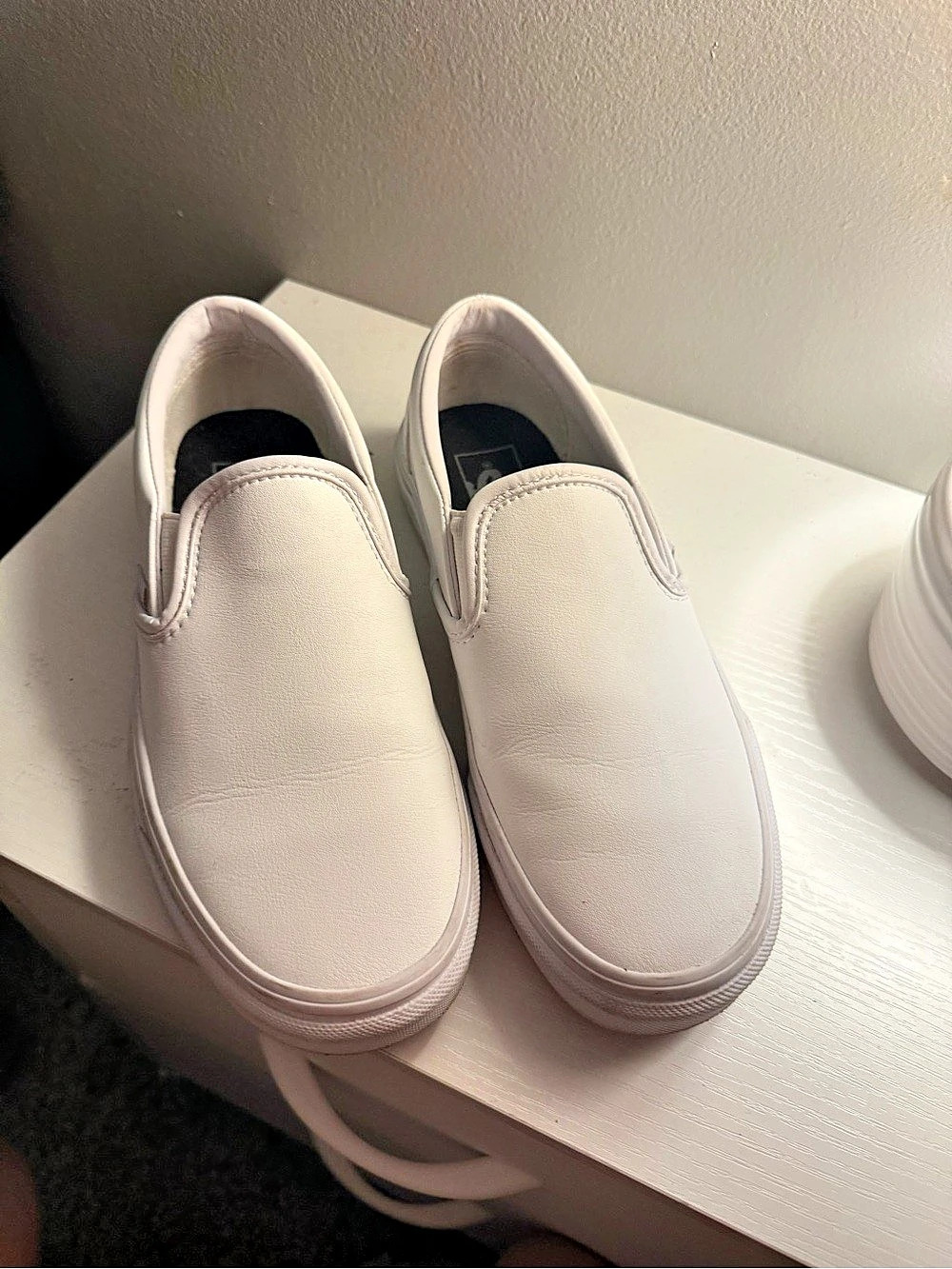 Vans Classic Slip-On White Slip-On Sneakers US 7.5